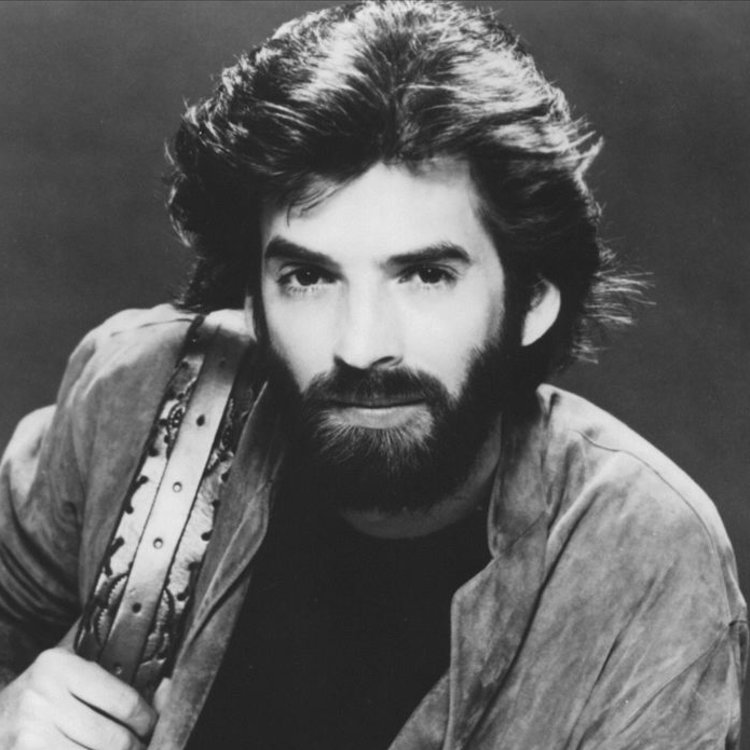 Kenny Loggins viert zijn 78e verjaardag