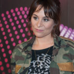 Trijntje Oosterhuis viert vandaag haar 53e verjaardag