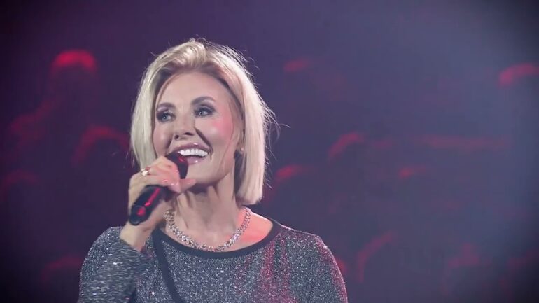 Dana Winner viert vandaag haar 61e verjaardag