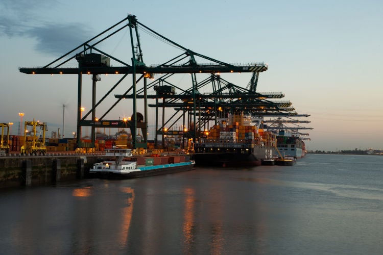 Haven van Antwerpen krijgt luchtafweergeschut: loopt de concurrentiestrijd met luchtvracht uit de hand?