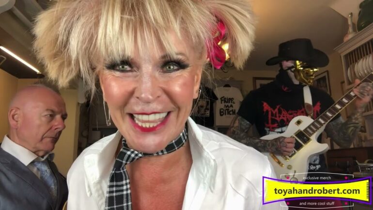 Toyah & Robert’s Sunday Lunch – My Generation