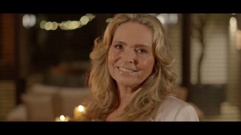 Elz Bakker – Maar als je straks toch gaat (officiële videoclip)