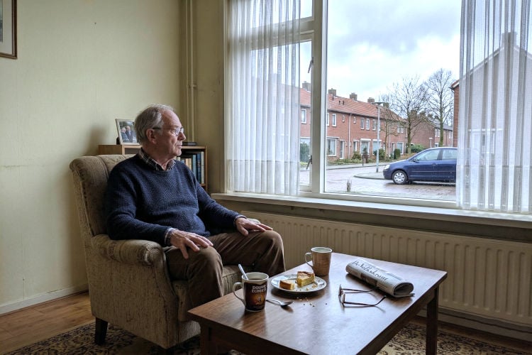 Odido-klant Rinus hoopt dat het datalek hem wat nieuwe contacten oplevert