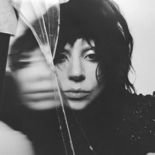 Lady Gaga viert haar 40ste verjaardag