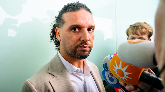 Ali B woest over trial by strafrecht: ‘Nog voor media mening konden vormen heeft rechter me al veroordeeld’