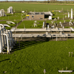 Kabinet gaat pijplijn van Groningen naar Friesland verleggen om vanaf daar gas op te pompen