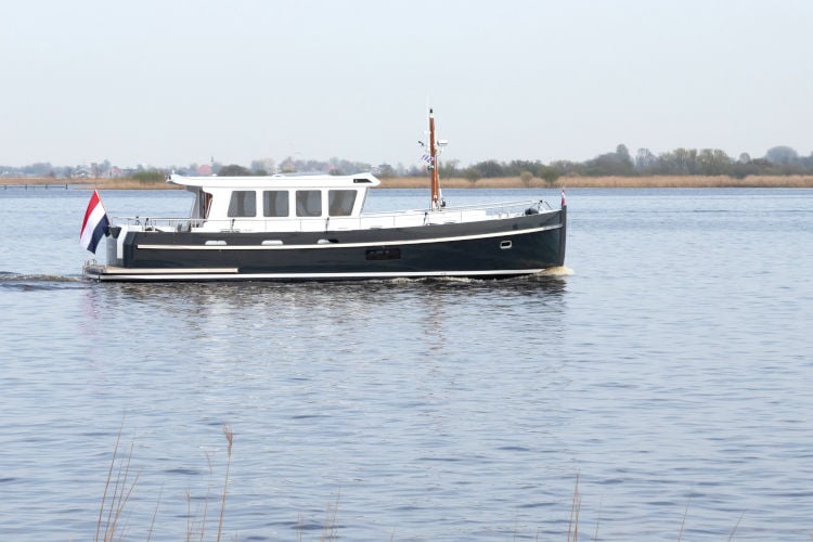 Rijkswaterstaat adviseert pleziervaart om de Straat van Hormuz voorlopig te mijden