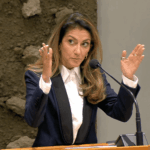 Kabinet zegt niets te kunnen doen aan Russische hacks: ‘Defensiebudget op aan vette wapens’