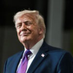 Trump stelt Amerikanen gerust: “Aanslag was bedoeld tegen JD Vance”