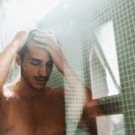 Joep bedenkt briljant idee onder de douche: nieuwe douchegel kopen