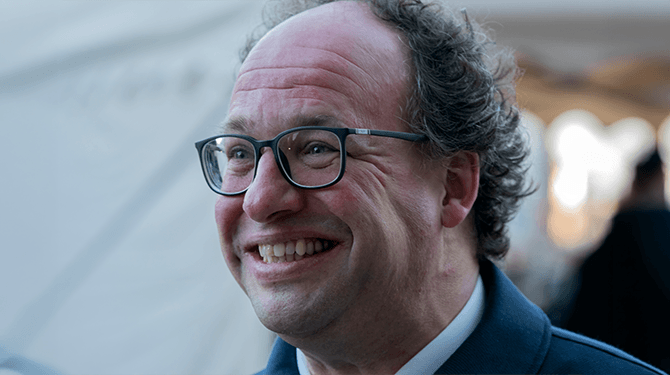 Koolmees: ‘Ja, het OV wordt slechter, maar het wordt wél duurder’