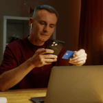 Slimmerik verkoopt zélf zijn persoonlijke gegevens op het dark web