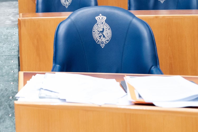 Influencers willen CDA-Kamerleden verplichten hun gebrek aan expertise te vermelden
