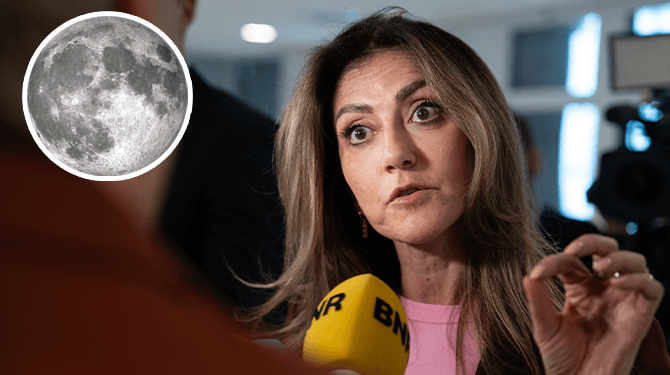 Yesilgoz op werkbezoek bij astronauten tijdens rondje om maan