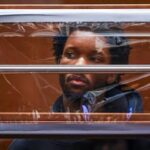 Zanger d4vd zegt onschuldig te zijn in zaak rond dood meisje in kofferbak