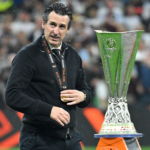 Blunderende Emery plaatst zich met Aston Villa voor Champions League