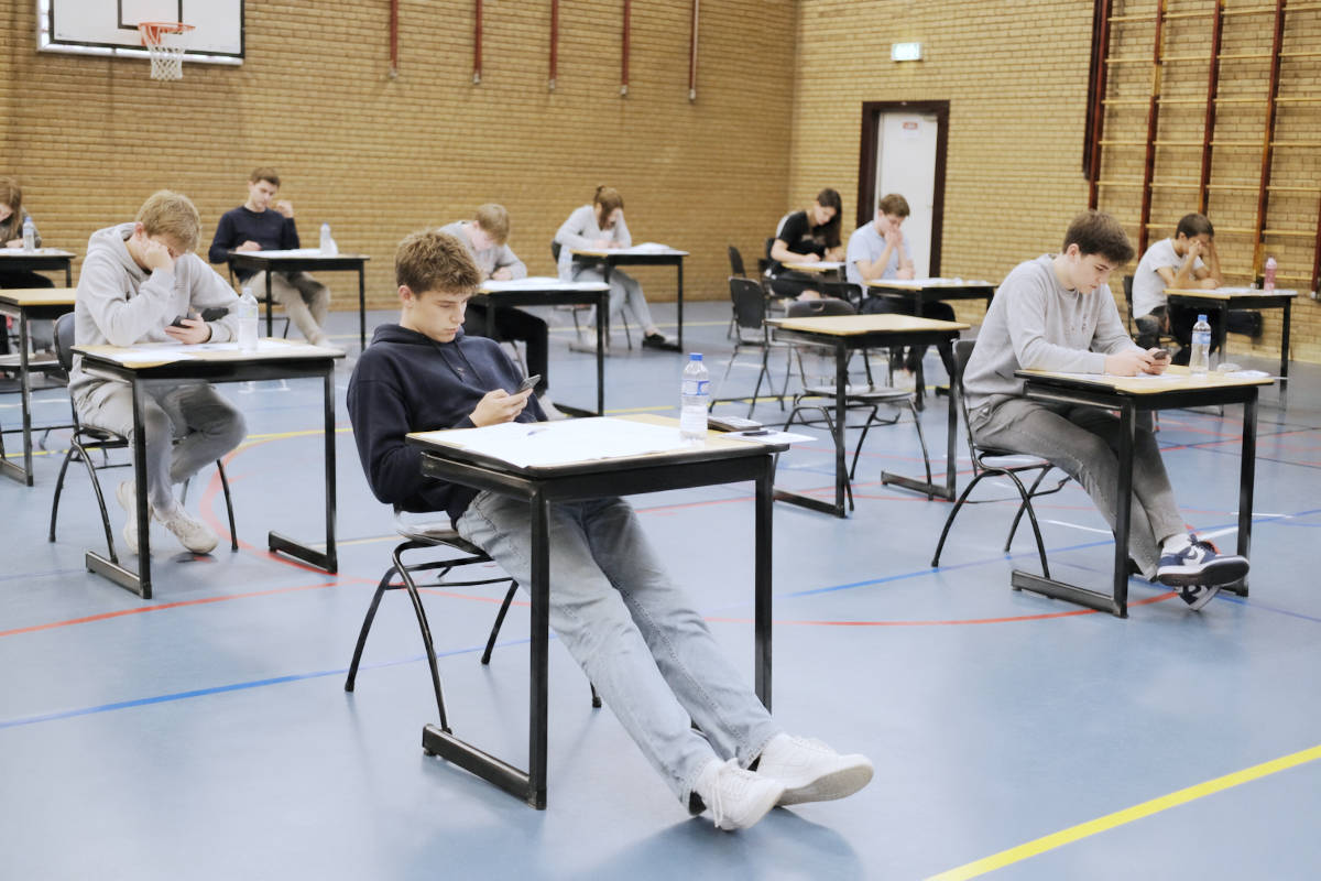 Veel klachten over eindexamens: “ChatGPT snapte sommige vragen niet”