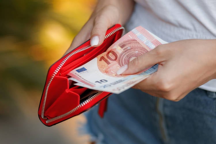 Berekenen inflatiecijfer afgelopen maand 2,8 procent duurder