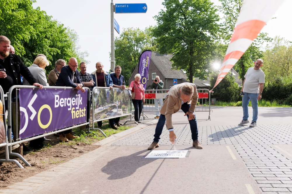 Fietsstraat Walik officieel geopend