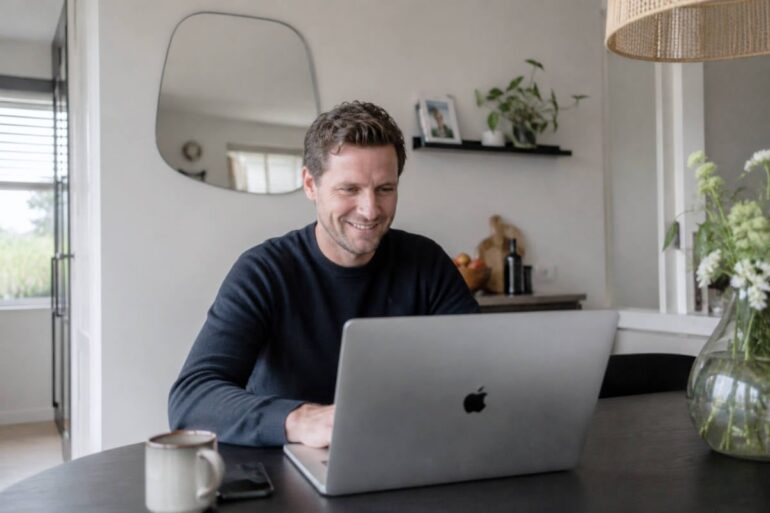 LinkedIn introduceert functie die motiverende posts automatisch reduceert tot “Ik wil aandacht”