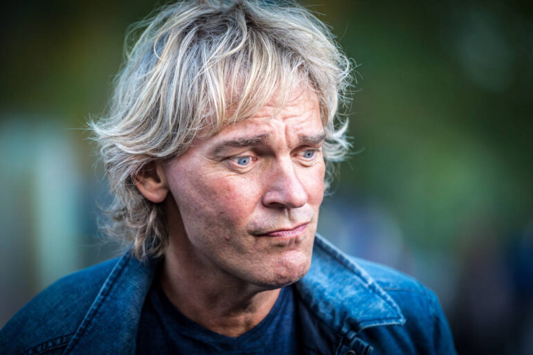 Personeel SBS6 moet programma maken met Matthijs van Nieuwkerk