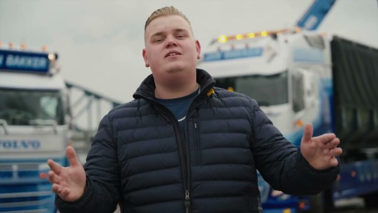 Dick Fijn – De vrouw en het asfalt (officiële videoclip)