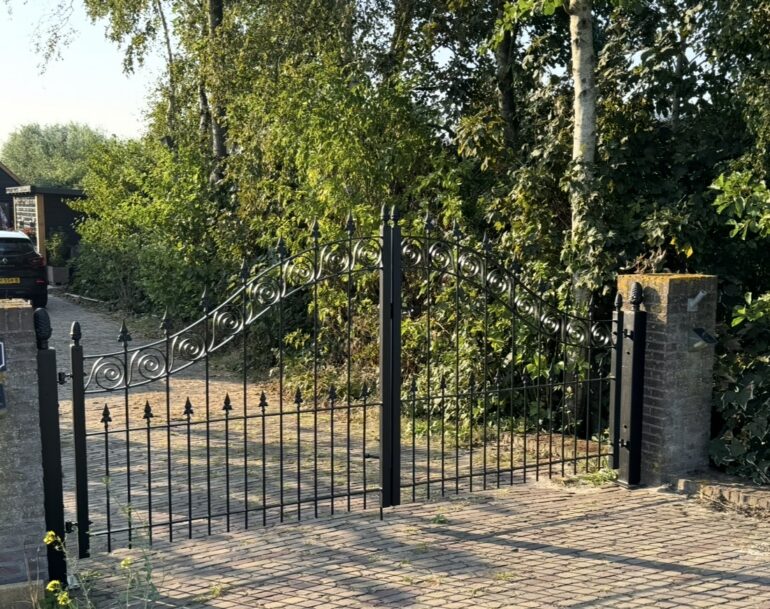 99 woorden: Onze poort