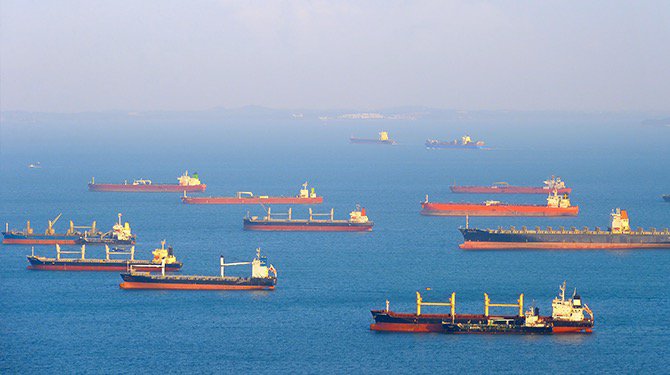 ​Vat olie op containerschip in Straat van Hormuz helaas over de datum