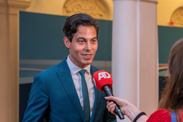 Premier Jetten positief verrast: Maar liefst 22 procent van de Nederlanders heeft vertrouwen in het kabinet
