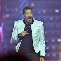 Lionel Richie moet twee concerten uitstellen na onwelwording op podium