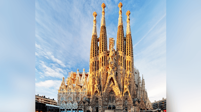 Sagrada Familia af, wat wordt de volgende klus van Antoni Gaudí?