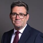 Geliefde weldoener Andy Burnham nieuwe premier van Verenigd Koninkrijk