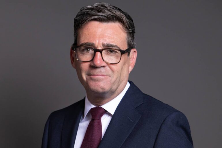 Geliefde weldoener Andy Burnham nieuwe premier van Verenigd Koninkrijk