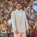 Concertgangers gewond door grote hagelstenen bij optreden Bad Bunny in Milaan