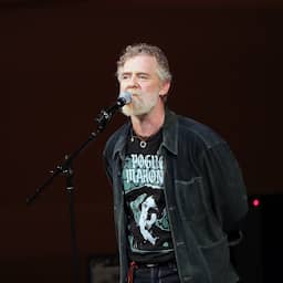 Ierse zanger en Oscarwinnaar Glen Hansard (56) overleden door motorongeluk