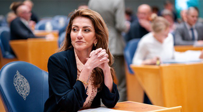 Yesilgöz wederom verkozen tot symboolpoliticus van het jaar