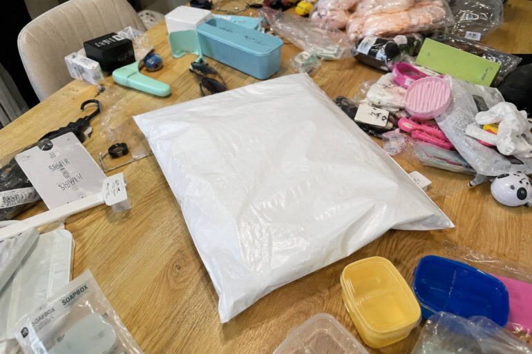 Extra invoerheffing op Temu-pakketjes: heeft Nederland straks nog wel voldoende overbodige plastic rommel?