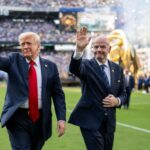 Trump noemt gejoel bij beker-uitreiking “de luidste ovatie die een president ooit heeft ontvangen”