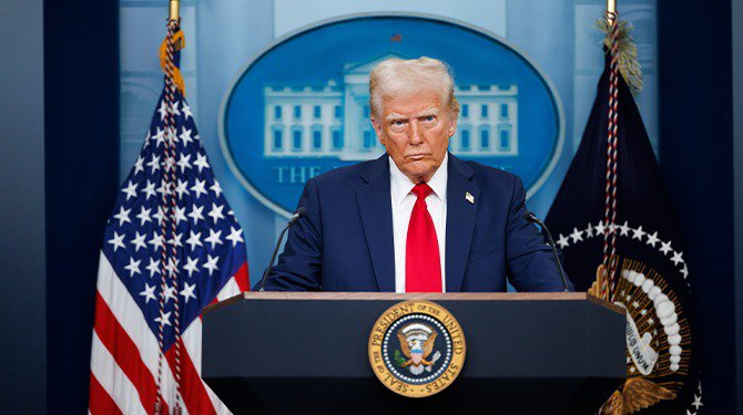 Trump dreigt Noord-Atlantische Oceaan af te sluiten als NAVO niet helpt bij Iran