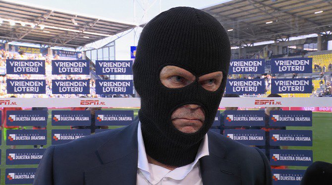 Feyenoord-directie verschuilt zich achter bivakmutsen om gedrag harde kern te veroordelen