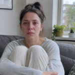 Marit (29) na vijf jaar therapie uitbehandeld: “Mijn jeugd bleek gewoon gelukkig”