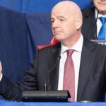 Sportieve verliezer Infantino belooft andere manieren te vinden om geld en macht te verwerven