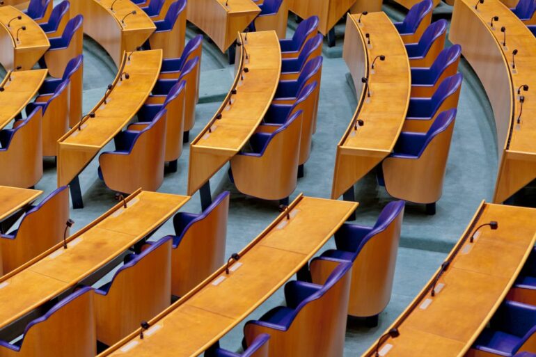 Tweede Kamer stemt over voorstel verlenging zomerreces