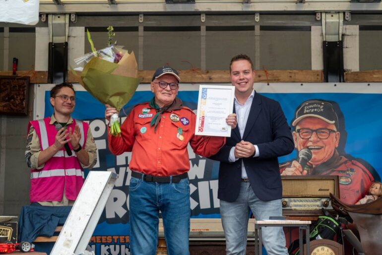 Vrijwilligersonderscheiding voor Toon Kuijken