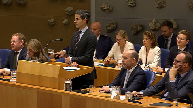 Rob Jetten begint te vermoeden dat oppositie wil dat hij kiest tussen links en rechts