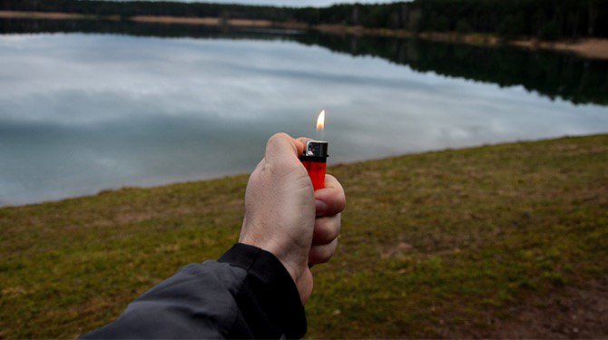 ​Nazomeren: Abe steekt bos in brand om nog één keer te genieten