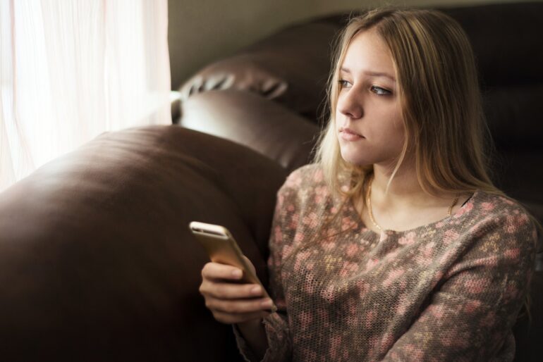 Wat is er zo leuk aan het populaire online platform Veilig Thuis?