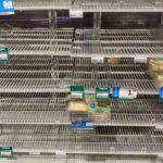 Supermarkt introduceert noodabonnement: voor twintig euro per maand voorrang bij bijna lege schappen