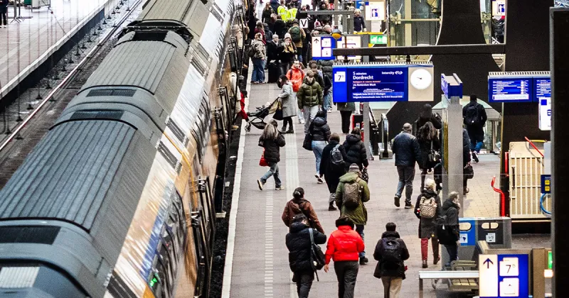 NS wil accijns op treinkaartjes om treinreizen te ontmoedigen