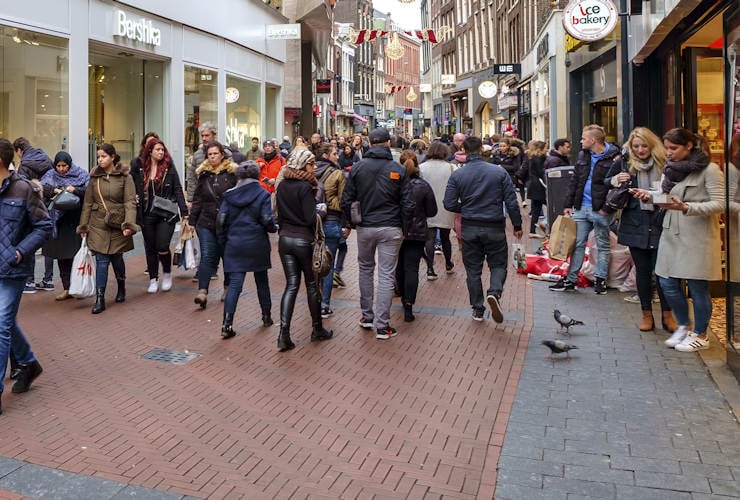 Samenleving pakt langzaam de draad weer op na vertrek Joling uit Toppers